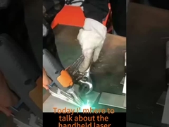 Φορητό χειροκίνητο μηχανή συγκόλλησης λέιζερ PC Σύστημα ελέγχου μήκους κύματος 1064mm